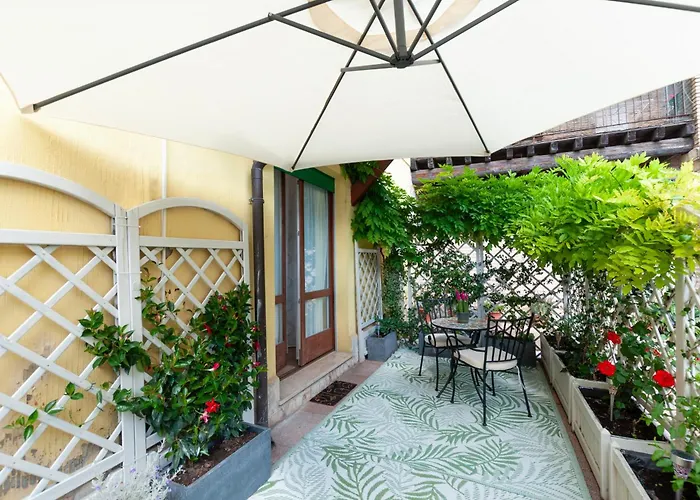 Attimo House *