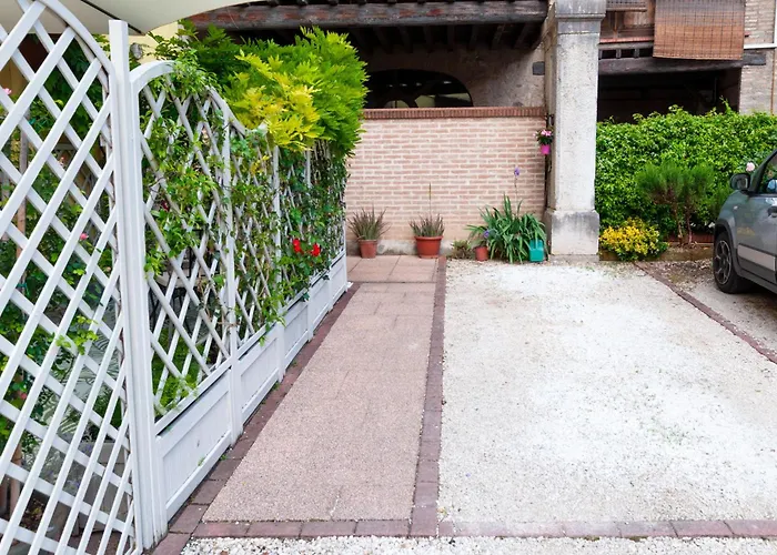Сasa de vacaciones Attimo House Lonato del Garda